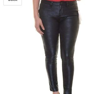 🔥Tinseltown Faux Leather Skinny last 3 left!!!